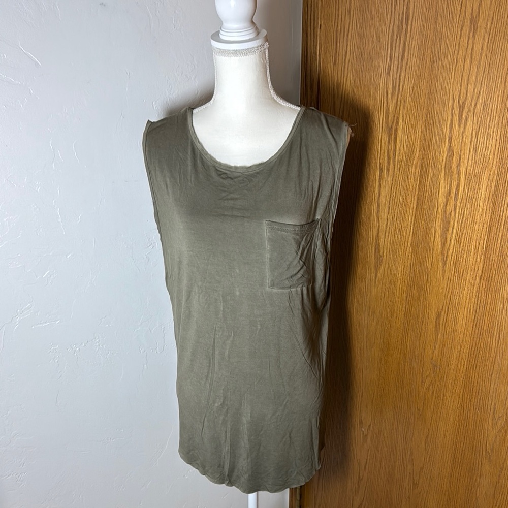 POL olive green acid wash tank w front pocket size Small
